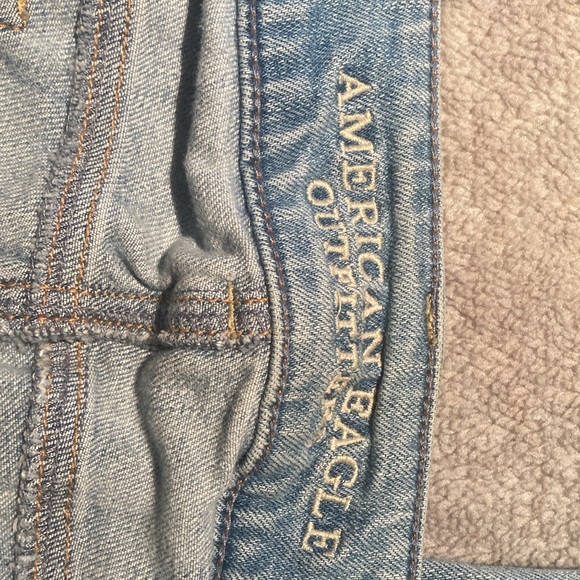 American Eagle crop Size 10 - Picture 3 of 4